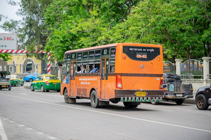 รถเมล์สาย 82