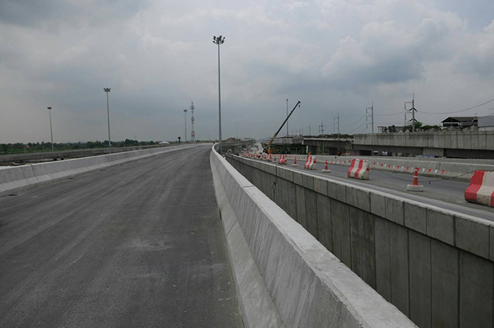 ทุ่ม 27 หมื่นล้าน ลุย 4 โปรเจ็กต์ถนน แก้วิกฤติจราจรโซนตะวันออก-ตะวันตก
