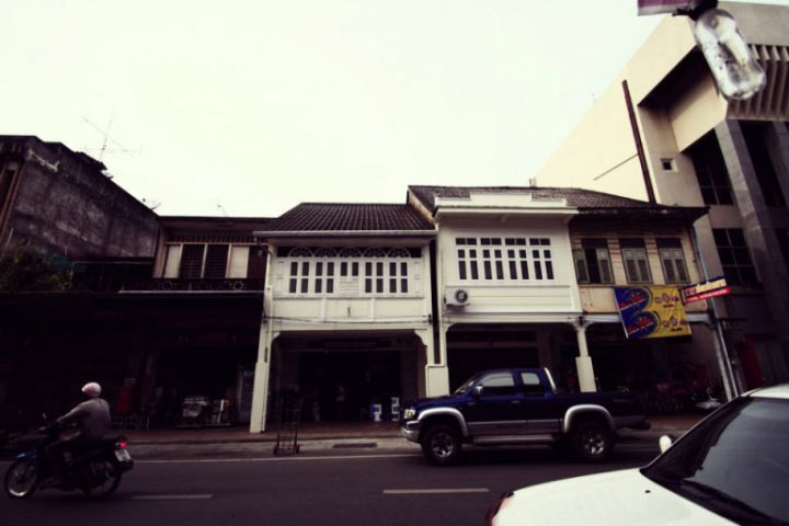 (ชมภาพ) ตรัง จังหวัดแรกในไทย! ไม่มีเสาไฟฟ้าสักต้น นำลงใต้ดินลึก 5 เมตร