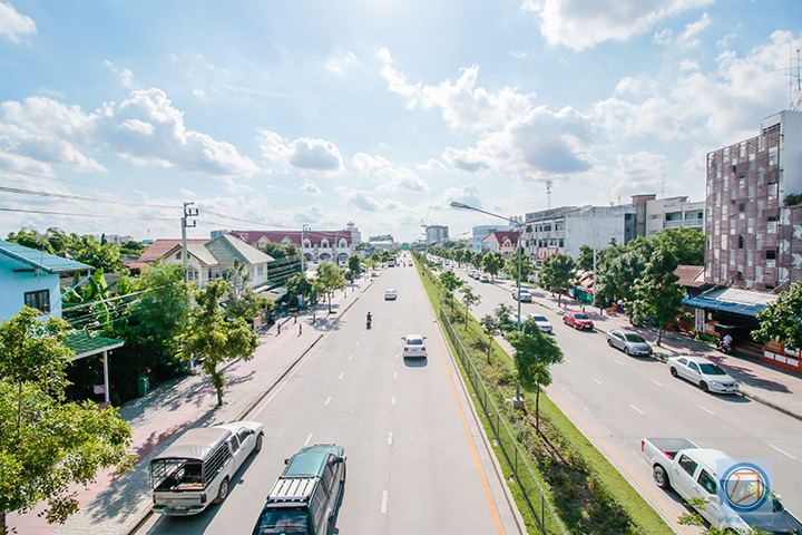 เลาะแนวรถไฟฟ้า “คูคต-ลำลูกกา” งบ 2-3 ล้านซื้อได้ทั้งทาวน์เฮ้าส์-บ้านแฝด เลาะแนวรถไฟฟ้า “คูคต-ลำลูกกา” งบ 2-3 ล้านซื้อได้ทั้งทาวน์เฮ้าส์-บ้านแฝด