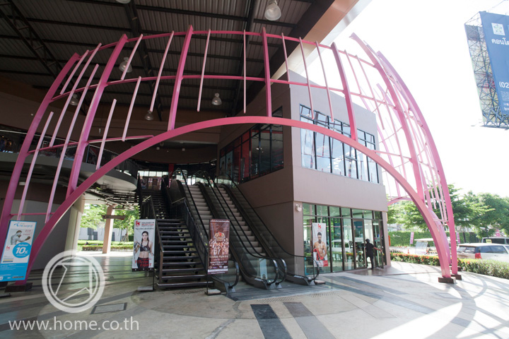 พาเที่ยว Market Place พื้นที่สำหรับครอบครัวหน้า Lumpini Township รังสิต-คลอง 1