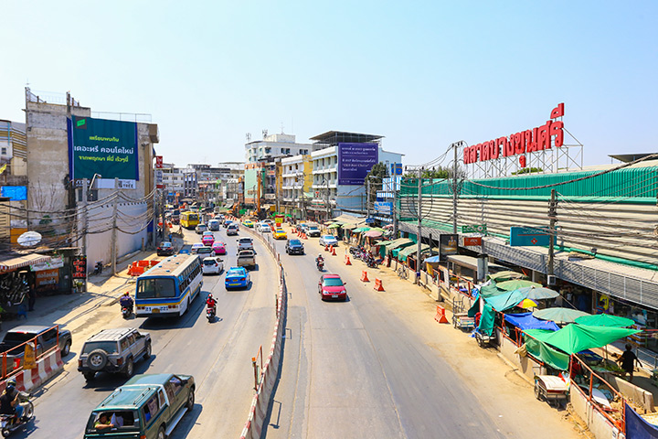ส่องคอนโดฯ เปิดใหม่ แนวรถไฟฟ้าสายสีน้ำเงิน รายใหญ่ๆ เน้นติดสถานีทั้งนั้น!