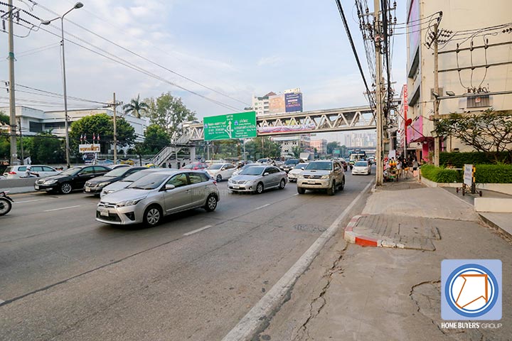 นนทบุรีออกกฎ ห้ามจอดรถทุกชนิดบนถนนงามวงศ์วาน-ติวานนท์ นนทบุรีออกกฎ ห้ามจอดรถทุกชนิดบนถนนงามวงศ์วาน-ติวานนท์