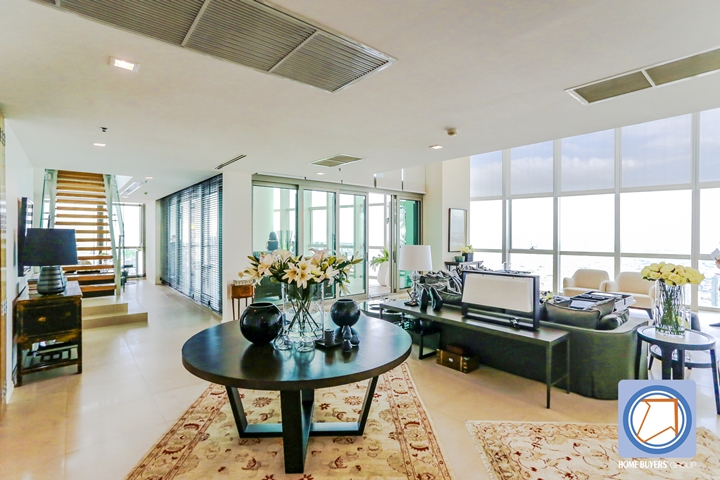 พาชมเพนท์เฮ้าส์ The River คอนโดฯ หรูริมน้ำ 600 ตร.ม. 300 ล้าน! พาชมเพนท์เฮ้าส์ The River คอนโดฯ หรูริมน้ำ 600 ตร.ม. 300 ล้าน!