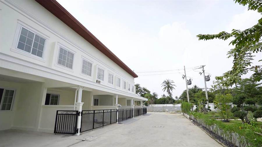 พรีวิวทาวน์โฮม มิรารี่โฮม กระทุ่มแบน-สมุทรสาคร ออกแบบสไตล์โมเดิร์น ตอบโจทย์ไลฟ์สไตล์การอยู่อาศัย เริ่ม 2.79 ล้าน* พรีวิวทาวน์โฮม มิรารี่โฮม กระทุ่มแบน-สมุทรสาคร ออกแบบสไตล์โมเดิร์น ตอบโจทย์ไลฟ์สไตล์การอยู่อาศัย เริ่ม 2.79 ล้าน*