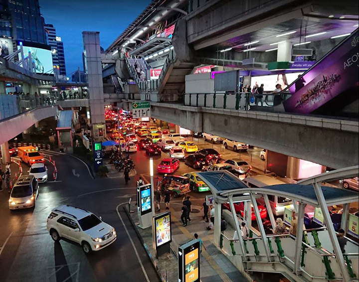 รวมคอนโดใกล้รถไฟฟ้า BTS สถานีอโศก