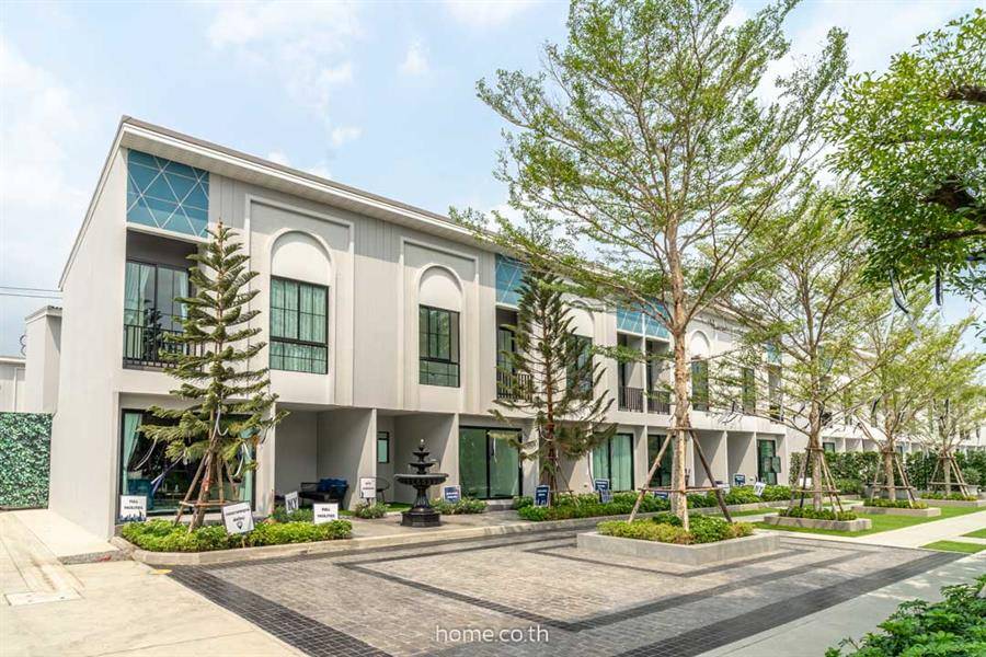 รีวิวทาวน์โฮมใหม่ ชีวาโฮม กรุงเทพ-ปทุม ออกแบบสไตล์ Art Deco อยู่ติดถนนใหญ่ ใกล้แหล่งชุมชน สิ่งอำนวยความสะดวกครบ