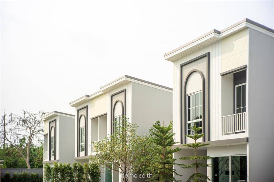 รีวิวทาวน์โฮมใหม่ ชีวาโฮม กรุงเทพ-ปทุม ออกแบบสไตล์ Art Deco อยู่ติดถนนใหญ่ ใกล้แหล่งชุมชน สิ่งอำนวยความสะดวกครบ