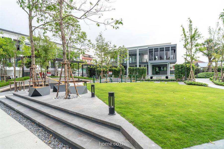 รีวิวบ้านแฝด-ทาวน์โฮม ลุมพินี ทาวน์เพลส สุขุมวิท-ศรีนครินทร์ บนทำเลศักยภาพย่านสุขุมวิท 113 ใกล้ทั้งทางด่วนและรถไฟฟ้า 2 สาย สิ่งอำนวยความสะดวกครบครัน รีวิวบ้านแฝด-ทาวน์โฮม ลุมพินี ทาวน์เพลส สุขุมวิท-ศรีนครินทร์ บนทำเลศักยภาพย่านสุขุมวิท 113 ใกล้ทั้งทางด่วนและรถไฟฟ้า 2 สาย สิ่งอำนวยความสะดวกครบครัน