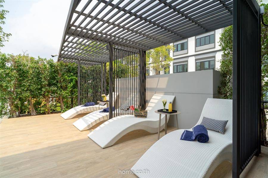รีวิวบ้านแฝด-ทาวน์โฮม ลุมพินี ทาวน์เพลส สุขุมวิท-ศรีนครินทร์ บนทำเลศักยภาพย่านสุขุมวิท 113 ใกล้ทั้งทางด่วนและรถไฟฟ้า 2 สาย สิ่งอำนวยความสะดวกครบครัน
