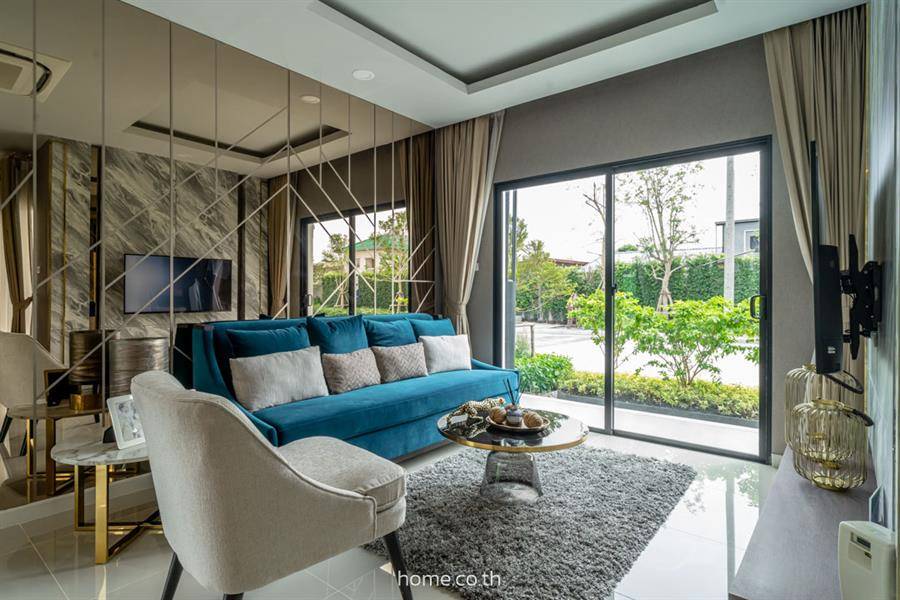 รีวิวบ้านแฝด-ทาวน์โฮม ลุมพินี ทาวน์เพลส สุขุมวิท-ศรีนครินทร์ บนทำเลศักยภาพย่านสุขุมวิท 113 ใกล้ทั้งทางด่วนและรถไฟฟ้า 2 สาย สิ่งอำนวยความสะดวกครบครัน