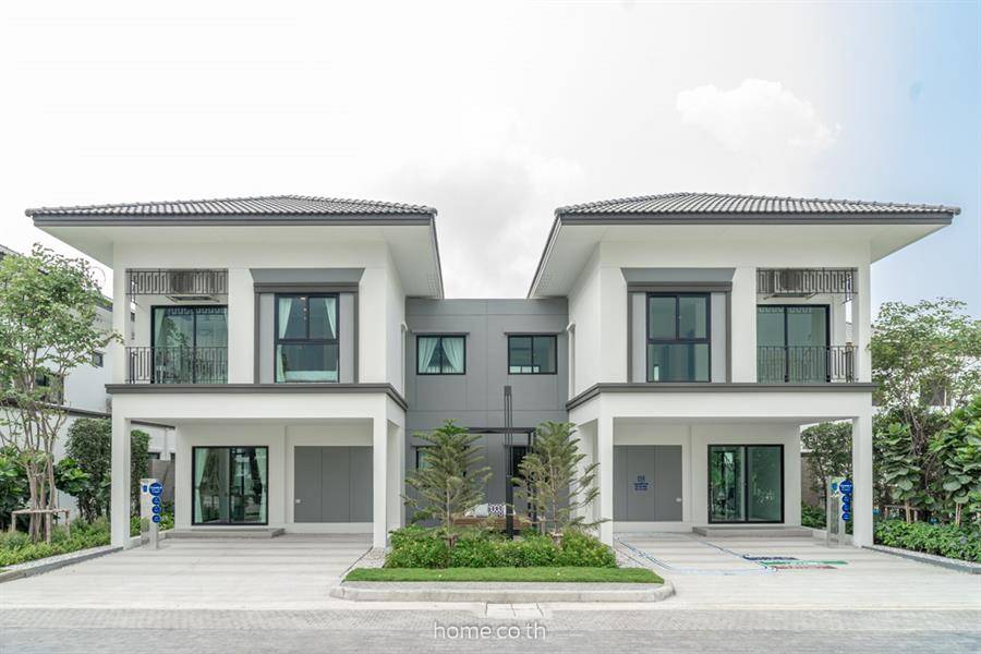 รีวิวบ้านแฝด-ทาวน์โฮม ลุมพินี ทาวน์เพลส สุขุมวิท-ศรีนครินทร์ บนทำเลศักยภาพย่านสุขุมวิท 113 ใกล้ทั้งทางด่วนและรถไฟฟ้า 2 สาย สิ่งอำนวยความสะดวกครบครัน
