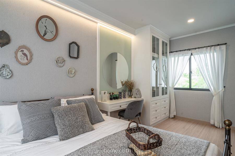 รีวิวบ้านแฝด-ทาวน์โฮม ลุมพินี ทาวน์เพลส สุขุมวิท-ศรีนครินทร์ บนทำเลศักยภาพย่านสุขุมวิท 113 ใกล้ทั้งทางด่วนและรถไฟฟ้า 2 สาย สิ่งอำนวยความสะดวกครบครัน