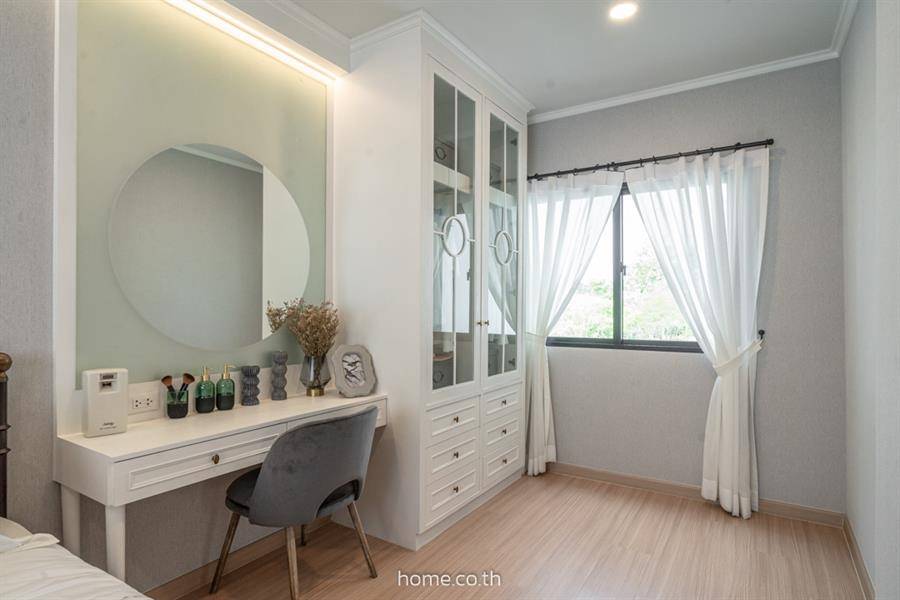 รีวิวบ้านแฝด-ทาวน์โฮม ลุมพินี ทาวน์เพลส สุขุมวิท-ศรีนครินทร์ บนทำเลศักยภาพย่านสุขุมวิท 113 ใกล้ทั้งทางด่วนและรถไฟฟ้า 2 สาย สิ่งอำนวยความสะดวกครบครัน