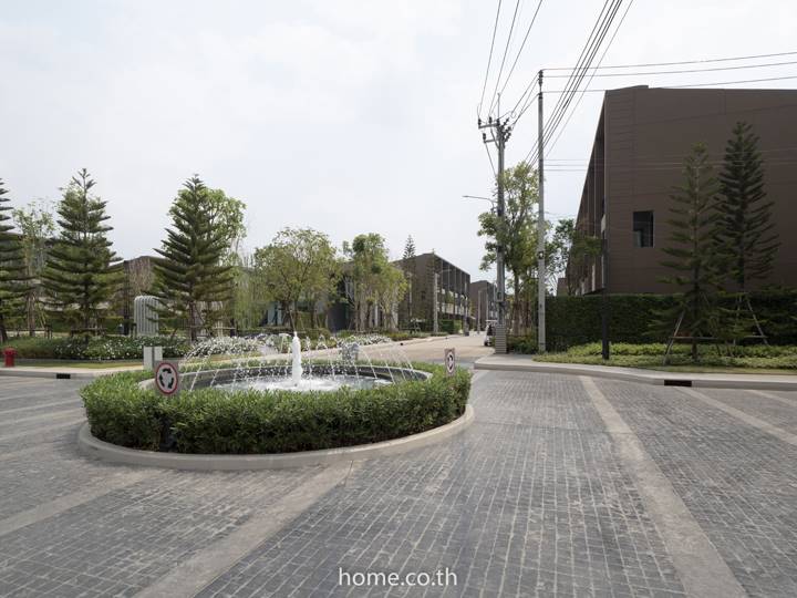 รีวิวทาวน์โฮม บ้านกลางเมือง บางนา-วงแหวน ทาวน์โฮม 3 ชั้น ที่เด่นทั้งทำเลเดินทางเชื่อมต่อได้สะดวก ส่วนกลางที่ดีไซน์หรู ทันสมัย รีวิวทาวน์โฮม บ้านกลางเมือง บางนา-วงแหวน ทาวน์โฮม 3 ชั้น ที่เด่นทั้งทำเลเดินทางเชื่อมต่อได้สะดวก ส่วนกลางที่ดีไซน์หรู ทันสมัย