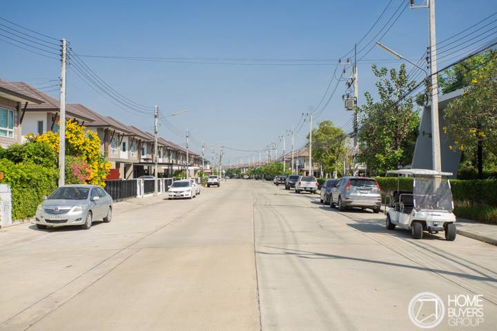 รีวิวบ้านแฝดและทาวน์โฮม บ้านพฤกษา โรจนะ-สามเรือน สไตล์ Modern Tropical ฟังก์ชันครบ ติดถนนใหญ่ ใกล้นิคมฯ รีวิวบ้านแฝดและทาวน์โฮม บ้านพฤกษา โรจนะ-สามเรือน สไตล์ Modern Tropical ฟังก์ชันครบ ติดถนนใหญ่ ใกล้นิคมฯ