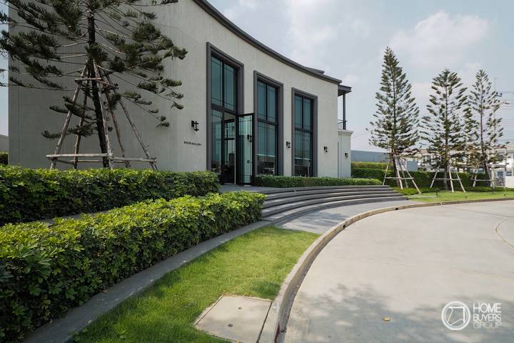 รีวิวบ้านเดี่ยว Patreeda Avenue ปทุมธานี 2 บ้านสไตล์โมเดิร์นคลาสสิค ฟังก์ชันครบ พร้อมสระว่ายน้ำและฟิตเนส