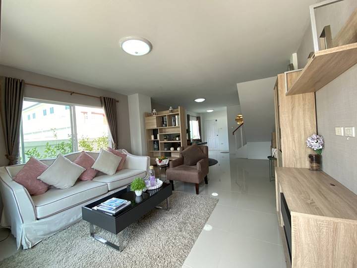 พรีวิวทาวน์โฮม บ้านงามเจริญ 22 หนองกลางดง-บ่อวิน ทาวน์โฮมพร้อมอยู่ เหมาะสำหรับคนทำงานบ่อวิน ศรีราชา