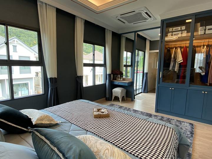 พรีวิวบ้าน ศรีราชา ฮิลล์ไซด์ ทาวน์ สุขุมวิท-ศรีราชา ใจกลางเมืองศรีราชา ใกล้ถนนใหญ่สุขุมวิท 100 กว่าเมตร