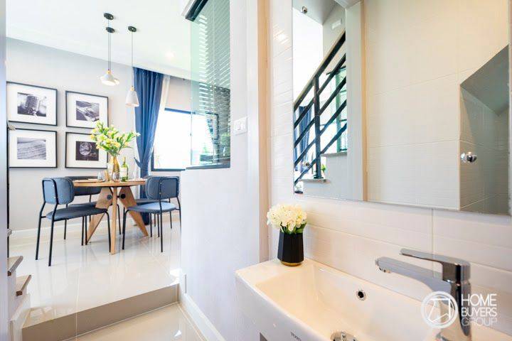 รีวิวทาวน์โฮม สิริ เพลส บางใหญ่ ทำเลย่านบางใหญ่ เพดานสูง 37 ม ดีไซน์ใหม่ให้การใช้สอยที่ลงตัวกับไลฟ์สไตล์ รีวิวทาวน์โฮม สิริ เพลส บางใหญ่ ทำเลย่านบางใหญ่ เพดานสูง 37 ม ดีไซน์ใหม่ให้การใช้สอยที่ลงตัวกับไลฟ์สไตล์