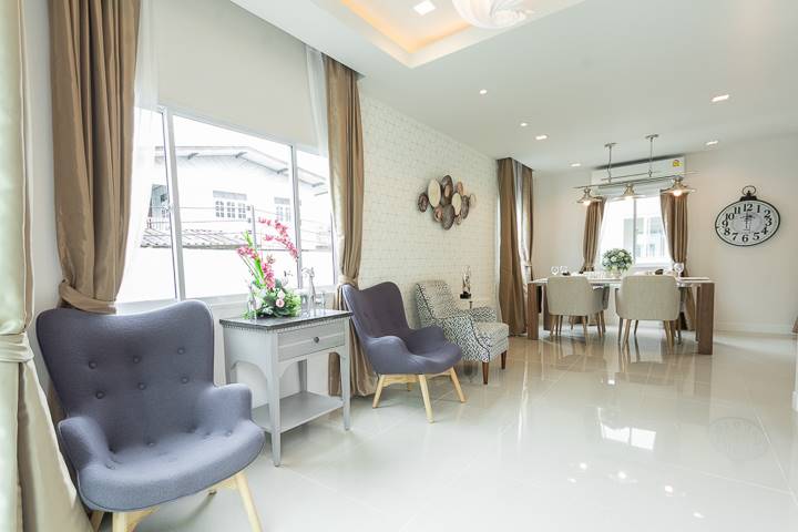 รีวิวบ้านเดี่ยว แลนซีโอ คริป รังสิต-คลอง 2 ดีไซน์บ้านให้ห้องนั่งเล่นที่โปร่ง ห้องนอนกว้างลงตัวสำหรับครอบครัว ใกล้ความสะดวกสบายย่านรังสิต รีวิวบ้านเดี่ยว แลนซีโอ คริป รังสิต-คลอง 2 ดีไซน์บ้านให้ห้องนั่งเล่นที่โปร่ง ห้องนอนกว้างลงตัวสำหรับครอบครัว ใกล้ความสะดวกสบายย่านรังสิต