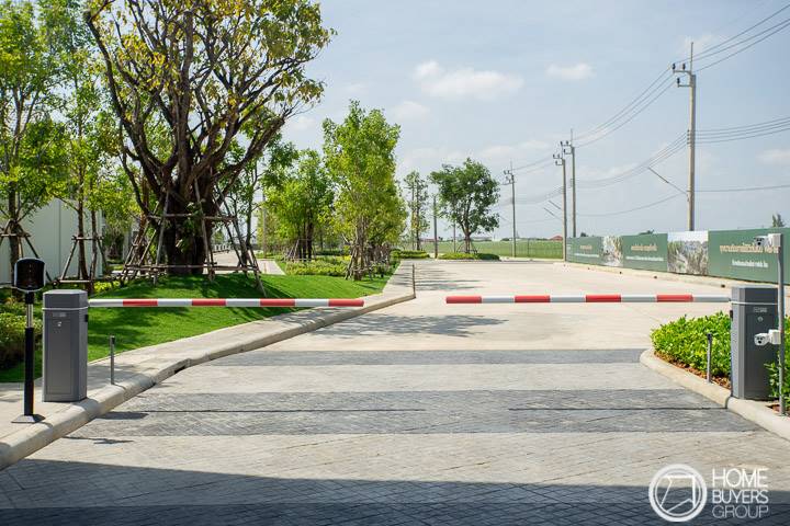 รีวิวบ้านเดี่ยว ชวนชื่น ไพร์ม วิลเลจ บางนา บ้านสไตล์ Garden Home ดีไซน์กว้างโปร่งส่วนใช้สอยลงตัว รีวิวบ้านเดี่ยว ชวนชื่น ไพร์ม วิลเลจ บางนา บ้านสไตล์ Garden Home ดีไซน์กว้างโปร่งส่วนใช้สอยลงตัว
