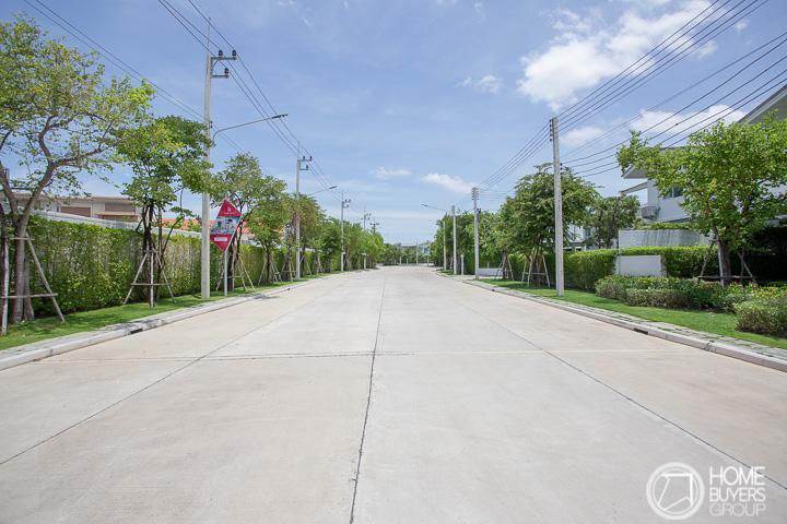 รีวิวบ้าน คณาสิริ พระราม 2-วงแหวน ความสุขจากบ้าน Modern 70s บรรยากาศโครงการอบอุ่น การใช้สอยลงตัว