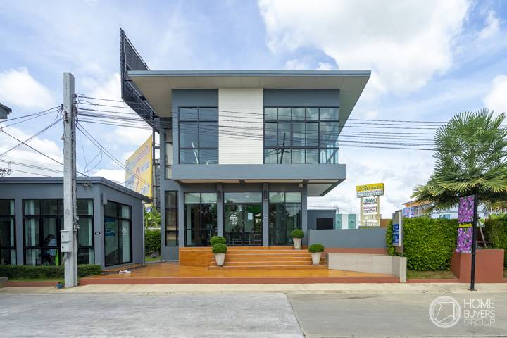 รีวิวทาวน์โฮม บ้านลภาวัน 23 ทาวน์โฮมหน้ากว้าง 5.5 ม. 2 ที่จอดรถ ฟังก์ชันครบสำหรับครอบครัวใหม่