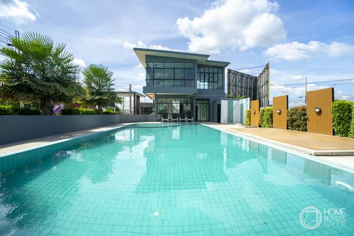 รีวิวทาวน์โฮม บ้านลภาวัน 23 ทาวน์โฮมหน้ากว้าง 5.5 ม. 2 ที่จอดรถ ฟังก์ชันครบสำหรับครอบครัวใหม่