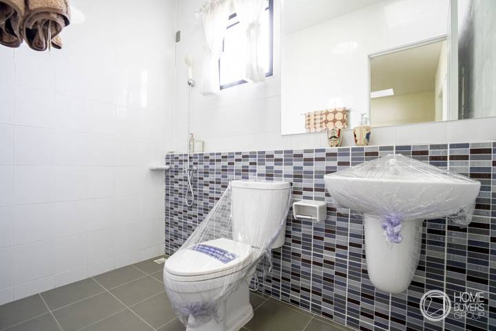 รีวิวทาวน์โฮม บ้านลภาวัน 23 ทาวน์โฮมหน้ากว้าง 5.5 ม. 2 ที่จอดรถ ฟังก์ชันครบสำหรับครอบครัวใหม่