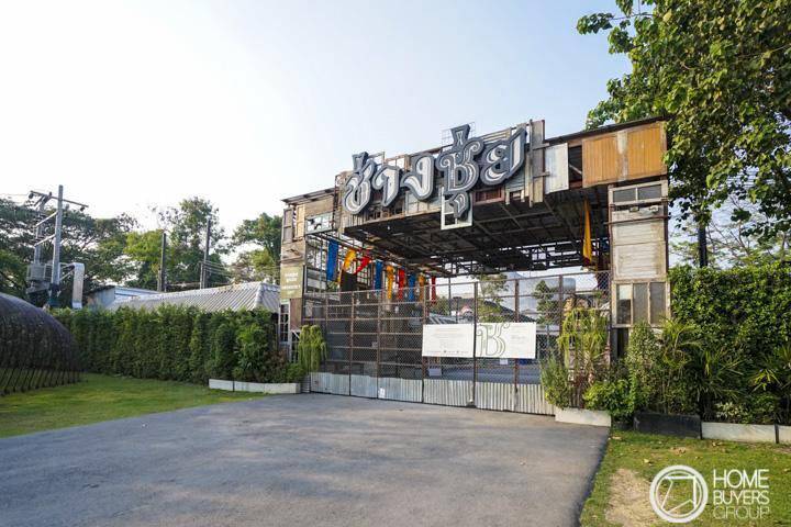รีวิวบ้านเดี่ยว ชีวาวัลย์ ปิ่นเกล้า-สาทร บ้านหรูติดพุทธมณฑล สาย 1 ยูนิตน้อย Security แน่นหนา เด่นด้วยห้องนั่งเล่นเพดานสูง 7 ม. ทุกห้องกว้างขวาง เป็นส่วนตัว รีวิวบ้านเดี่ยว ชีวาวัลย์ ปิ่นเกล้า-สาทร บ้านหรูติดพุทธมณฑล สาย 1 ยูนิตน้อย Security แน่นหนา เด่นด้วยห้องนั่งเล่นเพดานสูง 7 ม. ทุกห้องกว้างขวาง เป็นส่วนตัว