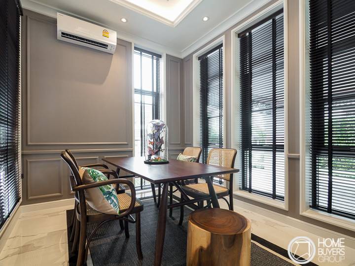 รีวิวบ้านเดี่ยว ชีวาวัลย์ ปิ่นเกล้า-สาทร บ้านหรูติดพุทธมณฑล สาย 1 ยูนิตน้อย Security แน่นหนา เด่นด้วยห้องนั่งเล่นเพดานสูง 7 ม. ทุกห้องกว้างขวาง เป็นส่วนตัว รีวิวบ้านเดี่ยว ชีวาวัลย์ ปิ่นเกล้า-สาทร บ้านหรูติดพุทธมณฑล สาย 1 ยูนิตน้อย Security แน่นหนา เด่นด้วยห้องนั่งเล่นเพดานสูง 7 ม. ทุกห้องกว้างขวาง เป็นส่วนตัว