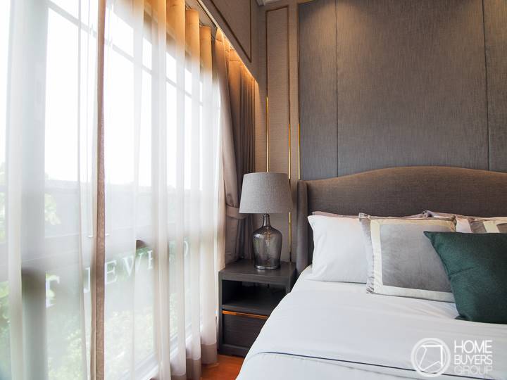 รีวิวบ้านเดี่ยว ชีวาวัลย์ ปิ่นเกล้า-สาทร บ้านหรูติดพุทธมณฑล สาย 1 ยูนิตน้อย Security แน่นหนา เด่นด้วยห้องนั่งเล่นเพดานสูง 7 ม. ทุกห้องกว้างขวาง เป็นส่วนตัว รีวิวบ้านเดี่ยว ชีวาวัลย์ ปิ่นเกล้า-สาทร บ้านหรูติดพุทธมณฑล สาย 1 ยูนิตน้อย Security แน่นหนา เด่นด้วยห้องนั่งเล่นเพดานสูง 7 ม. ทุกห้องกว้างขวาง เป็นส่วนตัว