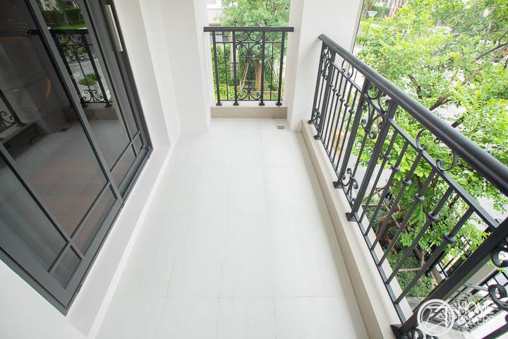 รีวิวบ้านเดี่ยว ชีวาวัลย์ ปิ่นเกล้า-สาทร บ้านหรูติดพุทธมณฑล สาย 1 ยูนิตน้อย Security แน่นหนา เด่นด้วยห้องนั่งเล่นเพดานสูง 7 ม. ทุกห้องกว้างขวาง เป็นส่วนตัว รีวิวบ้านเดี่ยว ชีวาวัลย์ ปิ่นเกล้า-สาทร บ้านหรูติดพุทธมณฑล สาย 1 ยูนิตน้อย Security แน่นหนา เด่นด้วยห้องนั่งเล่นเพดานสูง 7 ม. ทุกห้องกว้างขวาง เป็นส่วนตัว
