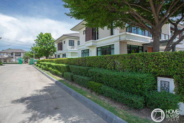 รีวิวบ้านเดี่ยว ณุศาศิริ ซิตี้ พระราม 2 ออกแบบทุกส่วนให้กว้างขวาง ดูภูมิฐาน เงียบสงบ เป็นส่วนตัว มีโรงเรียนนานาชาติและสถานพยาบาลพร้อมในโครงการ