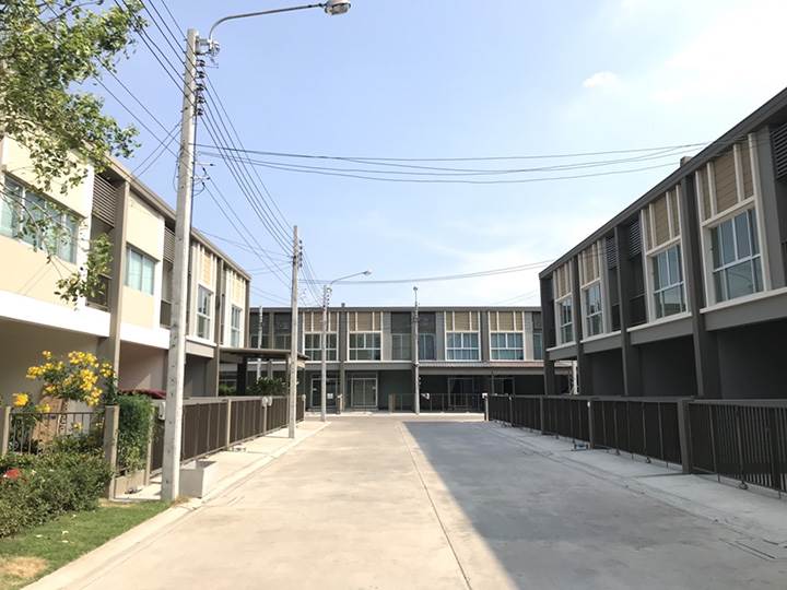 พรีวิวทาวน์โฮม บ้านลุมพินี ทาวน์วิลล์ เพิ่มสิน-วัชรพล เฟสใหม่ ไฉไลกว่าเดิม เดินทางสะดวก ใกล้ทางด่วน