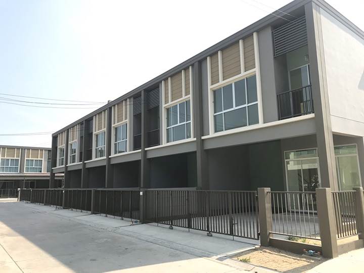 พรีวิวทาวน์โฮม บ้านลุมพินี ทาวน์วิลล์ เพิ่มสิน-วัชรพล เฟสใหม่ ไฉไลกว่าเดิม เดินทางสะดวก ใกล้ทางด่วน
