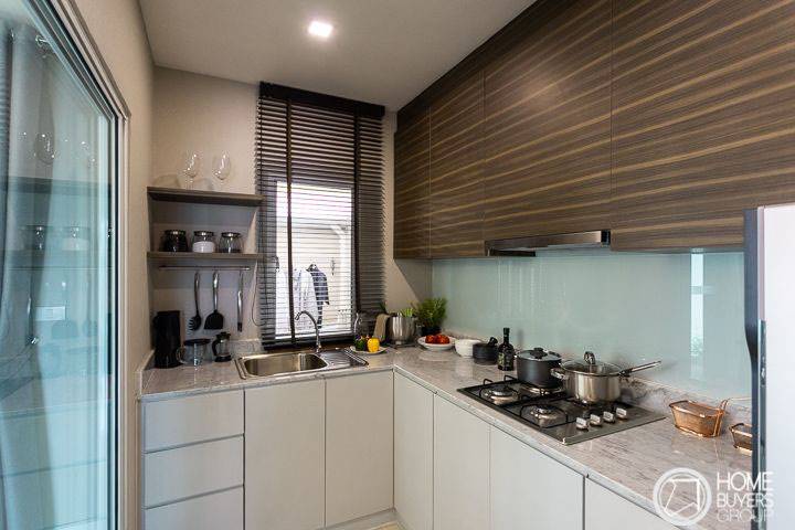 รีวิวทาวน์โฮม พาทิโอ บางนา-วงแหวน ทาวน์โฮม 3 ชั้น พื้นที่ใกล้เคียงบ้านเดี่ยว ใกล้บูรพาวิถี และมอเตอร์เวย์ ราคาเริ่ม 3.88 ล้านบาท รีวิวทาวน์โฮม พาทิโอ บางนา-วงแหวน ทาวน์โฮม 3 ชั้น พื้นที่ใกล้เคียงบ้านเดี่ยว ใกล้บูรพาวิถี และมอเตอร์เวย์ ราคาเริ่ม 3.88 ล้านบาท