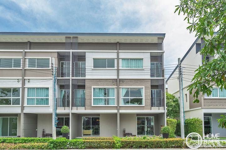 รีวิวทาวน์โฮม พาทิโอ บางนา-วงแหวน ทาวน์โฮม 3 ชั้น พื้นที่ใกล้เคียงบ้านเดี่ยว ใกล้บูรพาวิถี และมอเตอร์เวย์ ราคาเริ่ม 3.88 ล้านบาท รีวิวทาวน์โฮม พาทิโอ บางนา-วงแหวน ทาวน์โฮม 3 ชั้น พื้นที่ใกล้เคียงบ้านเดี่ยว ใกล้บูรพาวิถี และมอเตอร์เวย์ ราคาเริ่ม 3.88 ล้านบาท
