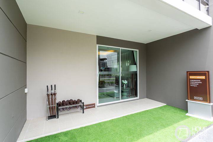 รีวิวทาวน์โฮม พาทิโอ บางนา-วงแหวน ทาวน์โฮม 3 ชั้น พื้นที่ใกล้เคียงบ้านเดี่ยว ใกล้บูรพาวิถี และมอเตอร์เวย์ ราคาเริ่ม 3.88 ล้านบาท รีวิวทาวน์โฮม พาทิโอ บางนา-วงแหวน ทาวน์โฮม 3 ชั้น พื้นที่ใกล้เคียงบ้านเดี่ยว ใกล้บูรพาวิถี และมอเตอร์เวย์ ราคาเริ่ม 3.88 ล้านบาท