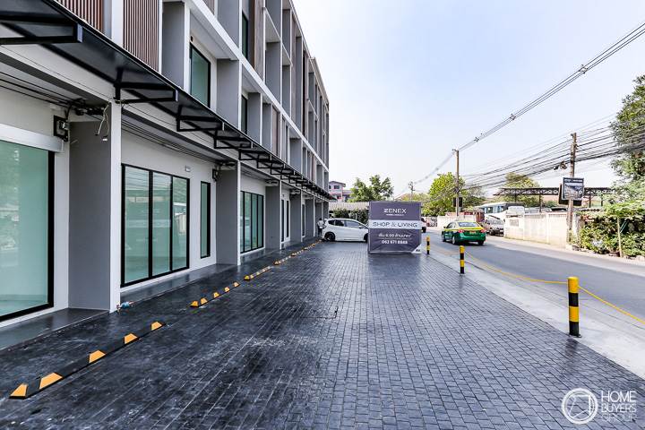 รีวิวโฮมออฟฟิศ ซีเนกซ์ พหลโยธิน-รามอินทรา 5 สไตล์โมเดิร์น เพดานสูง พื้นที่ใช้สอยกว้างขวาง เดินทางสะดวก ใกล้รถไฟฟ้าและทางด่วน
