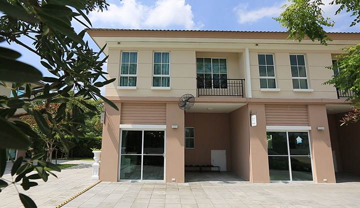 พรีวิวทาวน์โฮม บ้านพฤกษา รังสิต-วงแหวนฯ พรีเมียมทาวน์โฮมสไตล์อังกฤษ ใกล้วงแหวนกาญจนาฯ