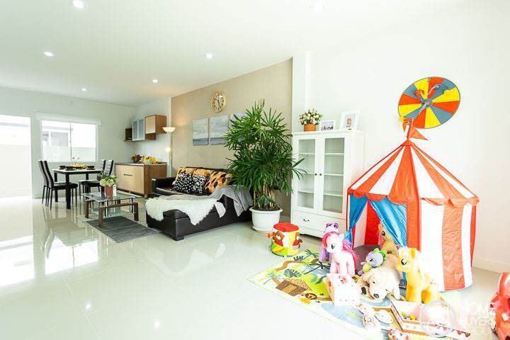 รีวิวทาวน์โฮม บ้านสวนธนาการ์เด้น 2 พื้นที่ใหญ่เทียบบ้านเดี่ยว ในราคาทาวน์โฮม เริ่มต้นเบาๆ 1.79 ล้านบาท รีวิวทาวน์โฮม บ้านสวนธนาการ์เด้น 2 พื้นที่ใหญ่เทียบบ้านเดี่ยว ในราคาทาวน์โฮม เริ่มต้นเบาๆ 1.79 ล้านบาท