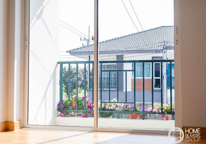 รีวิวทาวน์โฮม บ้านสวนธนาการ์เด้น 2 พื้นที่ใหญ่เทียบบ้านเดี่ยว ในราคาทาวน์โฮม เริ่มต้นเบาๆ 1.79 ล้านบาท รีวิวทาวน์โฮม บ้านสวนธนาการ์เด้น 2 พื้นที่ใหญ่เทียบบ้านเดี่ยว ในราคาทาวน์โฮม เริ่มต้นเบาๆ 1.79 ล้านบาท