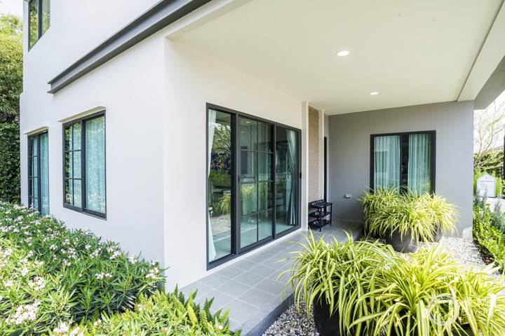 รีวิวทาวน์โฮม-บ้านแฝด บริทาเนีย เมกะทาวน์ บางนา พร้อมฟังก์ชันพิเศษ และ Home Automation ที่มีให้ทุกยูนิต รีวิวทาวน์โฮม-บ้านแฝด บริทาเนีย เมกะทาวน์ บางนา พร้อมฟังก์ชันพิเศษ และ Home Automation ที่มีให้ทุกยูนิต