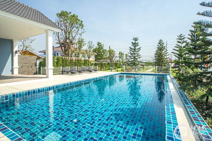 รีวิวบ้านเดี่ยว สิวารมณ์ ปาร์ค สุขุมวิท-บางปู บ้านใหญ่ อยู่สบาย มี 4 ห้องนอน สไตล์บริติช โคซี่ วินเทจ ราคาเริ่ม 3.89 ล้านบาท