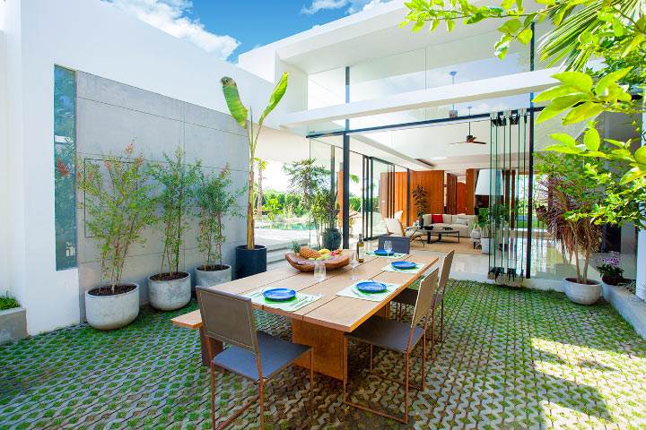 พรีวิวบ้านเดี่ยว ซันเพลย์ พูลวิลล่า บางเสร่ ร่มรื่น กลิ่นอายบาหลี มีสระว่ายน้ำทุกหลัง พรีวิวบ้านเดี่ยว ซันเพลย์ พูลวิลล่า บางเสร่ ร่มรื่น กลิ่นอายบาหลี มีสระว่ายน้ำทุกหลัง