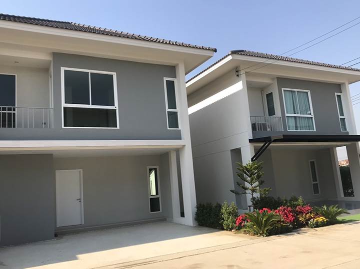 พรีวิวทาวน์โฮม บ้านธงสิริ 3 บ้านกล้วย-ไทรน้อย โครงการเดียวดูจบ ครบทุกแบบ ราคาเริ่มต้นไม่ถึง 2 ล้านบาท พรีวิวทาวน์โฮม บ้านธงสิริ 3 บ้านกล้วย-ไทรน้อย โครงการเดียวดูจบ ครบทุกแบบ ราคาเริ่มต้นไม่ถึง 2 ล้านบาท