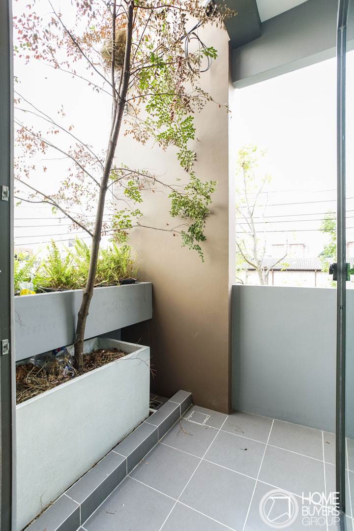 รีวิวทาวน์โฮม บ้านกลางเมือง ราชพฤกษ์ ออกแบบสเปซภายในบ้านใหม่ให้ลงตัวมากขึ้น และ Penthouse Master Bedroom เต็มพื้นที่ชั้น 3 รีวิวทาวน์โฮม บ้านกลางเมือง ราชพฤกษ์ ออกแบบสเปซภายในบ้านใหม่ให้ลงตัวมากขึ้น และ Penthouse Master Bedroom เต็มพื้นที่ชั้น 3