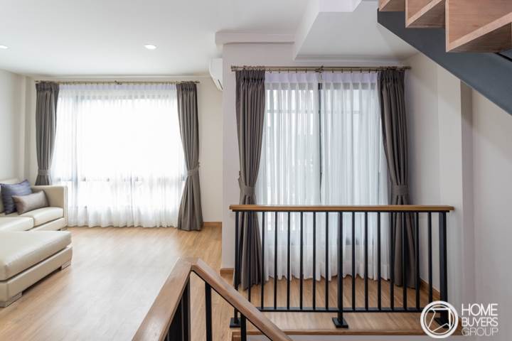รีวิวทาวน์โฮม สิริเฮ้าส์ รัชดา 18 ฟังก์ชันรองรับครอบครัวหลายรูปแบบที่หาบ้านใกล้ใจกลางเมือง ราคาเริ่ม 4.99 ล้าน รีวิวทาวน์โฮม สิริเฮ้าส์ รัชดา 18 ฟังก์ชันรองรับครอบครัวหลายรูปแบบที่หาบ้านใกล้ใจกลางเมือง ราคาเริ่ม 4.99 ล้าน